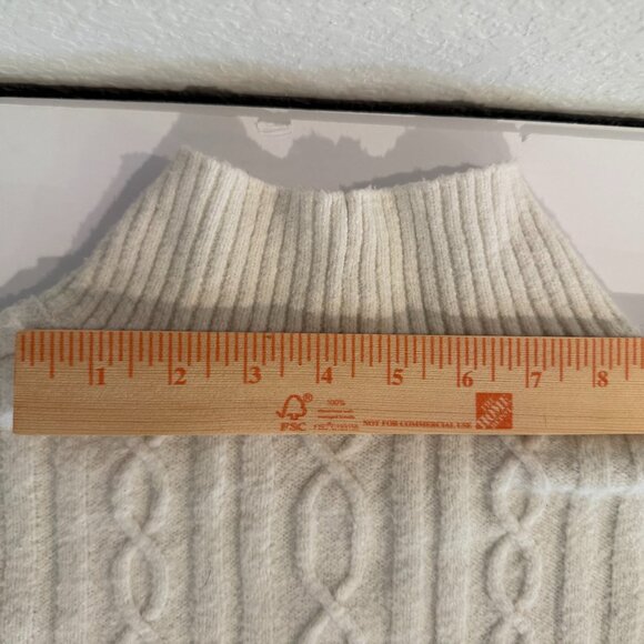 Alo Cable Knit Cropped Winter Bliss Turtleneck Long Sleeve - Picture 6 of 11